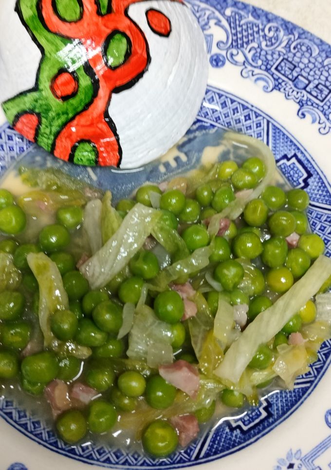 Una foto de Guisantes con jamón a la francesa