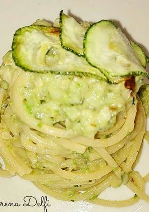 Foto di Spaghetti al pesto di zucchine