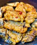 Cá Saba Rim Mắm Tỏi Ớt