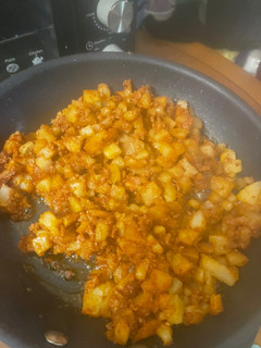 A picture of Chorizo w/Papas.