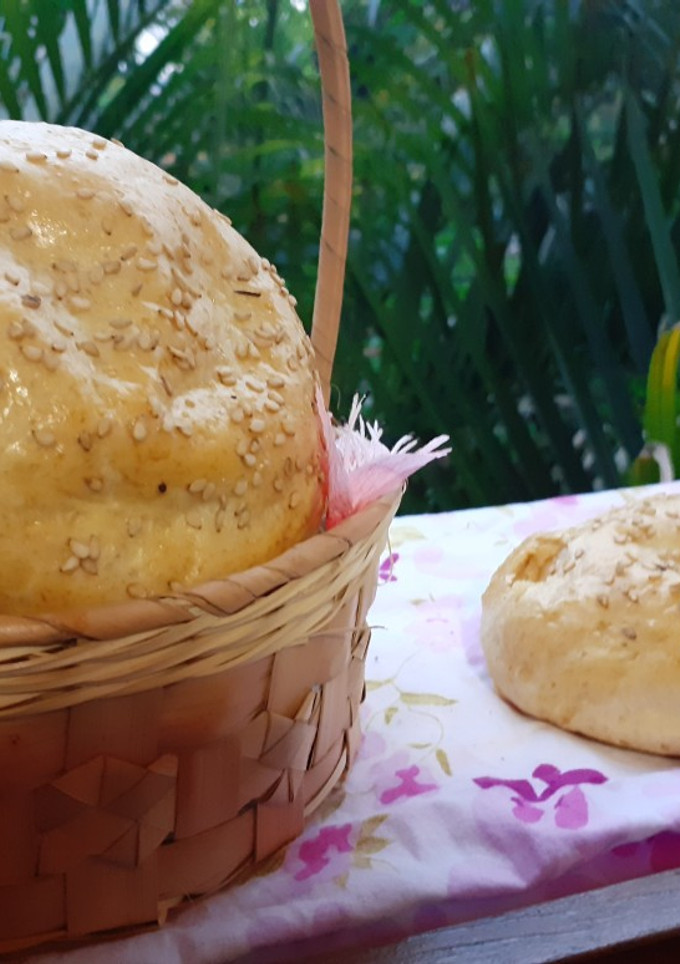 Una foto de Bollos rellenos de queso crema, jamón y tocino