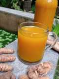 Jamu kunyit asam tradisional