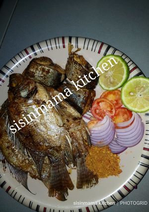 A picture of Fried fish.