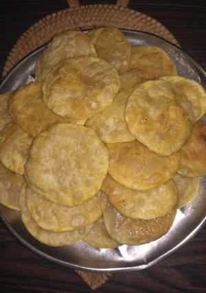 A picture of Foxtail millet sweet puri.