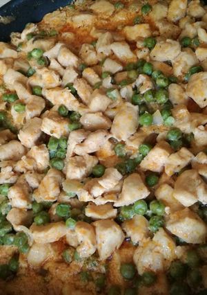 Borsós tepsis csirkemell recept fotója