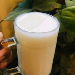 A picture of Meethi lassi.