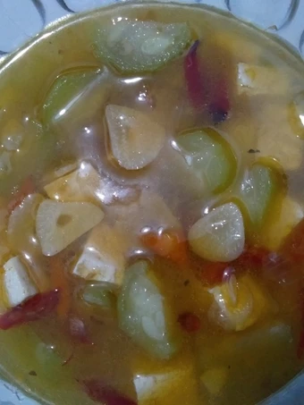 Langkah Mudah untuk Menyiapkan Resep Tumis oyong&amp; tahu yang Uenak Anti Ribet, Lezat Sekali