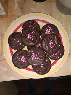 Una foto de Alfajores fáciles