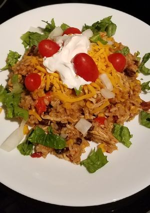A picture of Instapot Chicken Burrito Bowls.