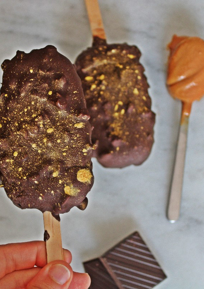 Una foto de 🍦Helado de chocolate y crema de cacahuete🍦