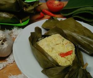 Siap Saji Botok Tahu,  Udang, dan kelapa Paling Enak Siap Saji Botok Tahu,  Udang, dan kelapa Paling Enak