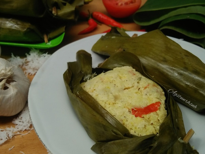 Cara Gampang Menyiapkan Botok Tahu,  Udang, dan kelapa yang Sempurna