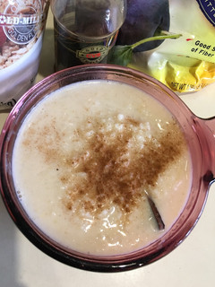 Una foto de Arroz con Leche se Quiere Casar🎶...Naranja y Ciruelas