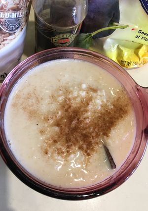 Una foto de Arroz con Leche se Quiere Casar🎶...Naranja  y Ciruelas
