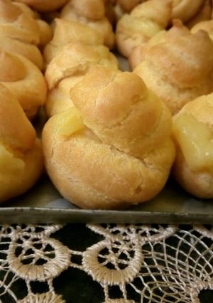 Foto resep Soes Vla Margarin kokoh No Mixer No Oven Listrik #RabuBaru
