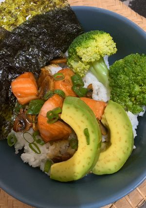 Foto resep Teriyaki Salmon Rice Bowl
