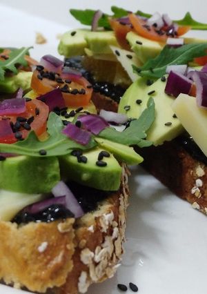 Foto principal de Tosta verde de aguacate