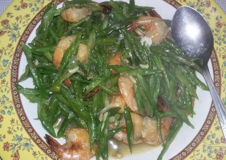 Tumis kacang panjang udang goreng ala mami lia