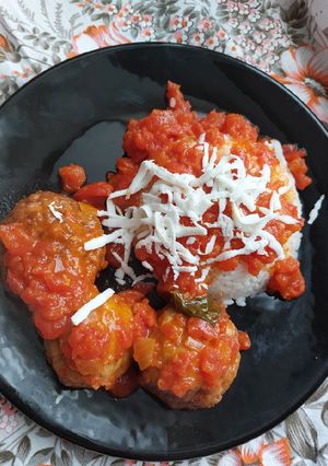 Foto di Polpette di carne tritata e ricotta al sugo