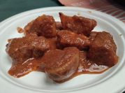 Una foto de estofado de cerdo
