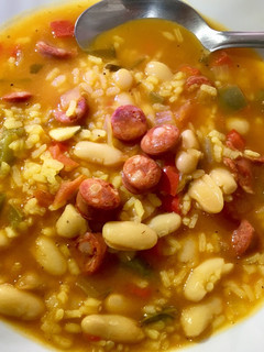 Una foto de Arroz con habichuelas (potaje)