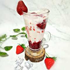 รูปของ Korean Fresh Strawberry Milk