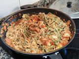 Pasta integral de espinacas al huevo