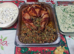Una foto de Pavo navideño relleno