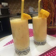 A picture of Mango shake.