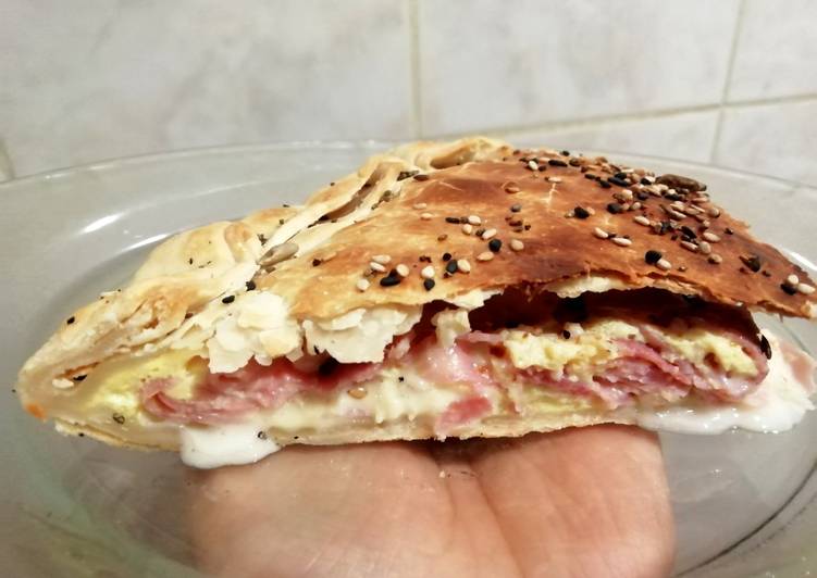 Simple Way to Make Homemade Tarta de jamón y queso