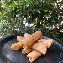 A picture of Garlic roti.