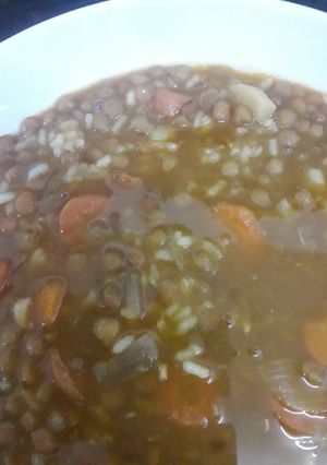 Foto principal de Lentejas con verduras y arroz en olla GM