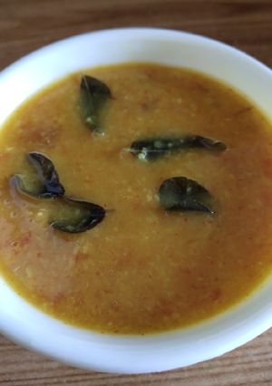 A picture of Yellow moong dal.