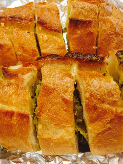 A picture of Garlic bread.