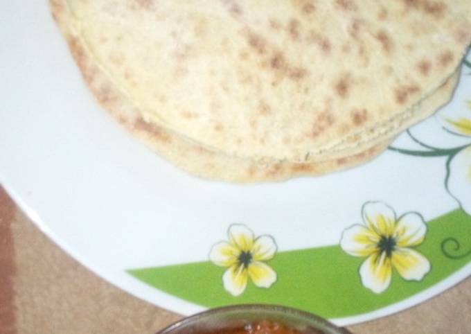 Chapati With Shredded Meat Sauce Recipe By Asiya Almustapha Dangani