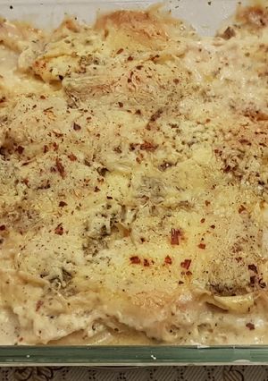 પોટેટો ઑ ગ્રેટીન બેક્ડ ડીશ (Potato Au Gratin Baked Dish Recipe In Gujarati) રેસીપી મુખ્ય ફોટો