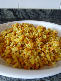 Una foto de Bulgur con lentejas y curry