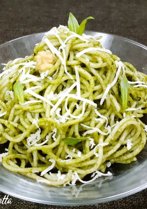 A picture of Pesto Spaghetti Pasta.