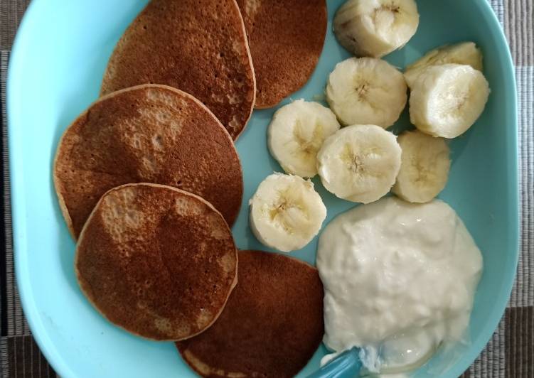 Banana Pancakes (mpasi 9 bulan)