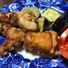 A picture of Karaage.