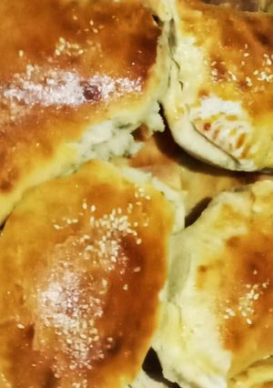 عکسی از دستور 🥟پیراشکی مرغ در فر و بدون فر در ماهیتابه