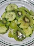 Ensalada de pepino con kiwi