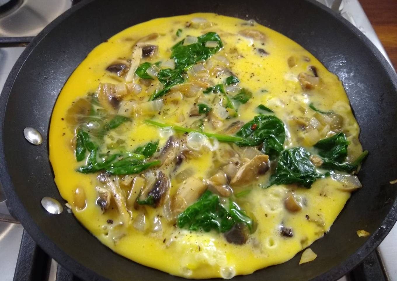 No-Cheese Veggie Omelette
