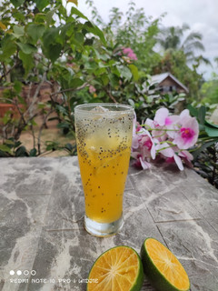 Foto resep Es Jeruk Selasih