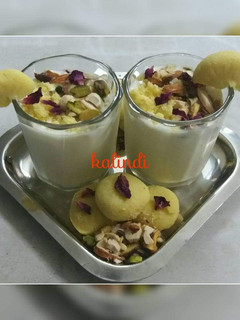 अमरीतसरी पेडे वाली केसरिया लस्सी रेसिपी मुख्य फोटो