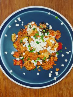 Couscous mit Gemüse und Hähnchen Rezepthauptbild