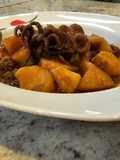 Chipirones guisados al pimentón
