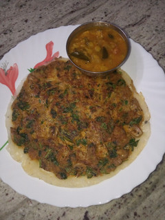 மஷ்ரூம் முட்டை ஊத்தாப்பம் செய்முறை முக்கிய புகைப்படம்