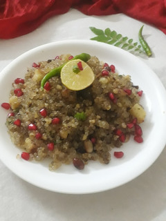 चटपटी साबूदाना खिचड़ी (chatpati sabudana khichdi recipe in Hindi) रेसिपी मुख्य फोटो