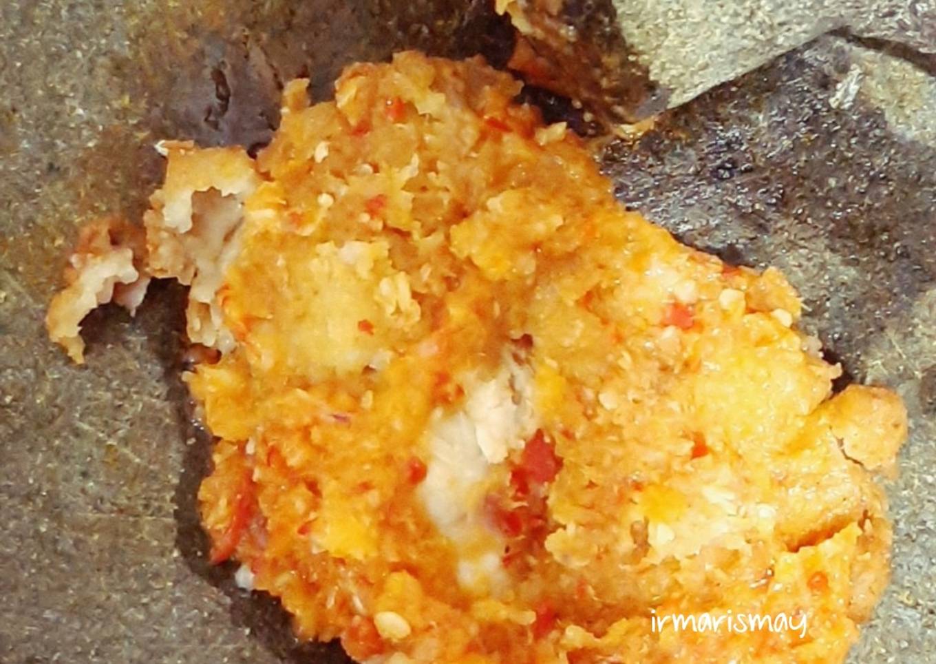 Bagaimana Menyiapkan 53. Ayam Geprek yang Bikin Ngiler